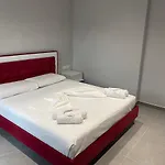Angel Palace Hotel *