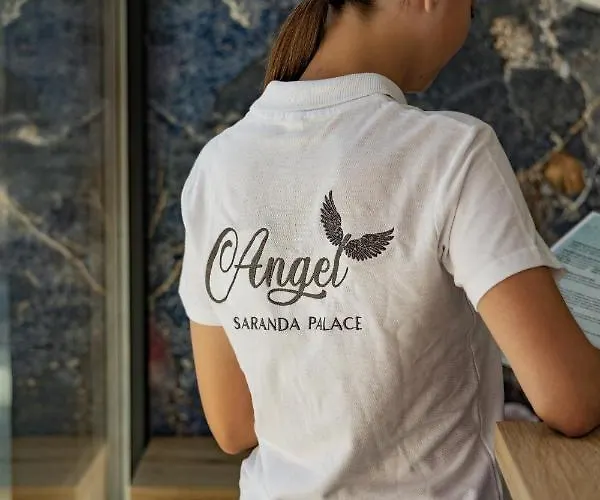 Angel Palace מלון *